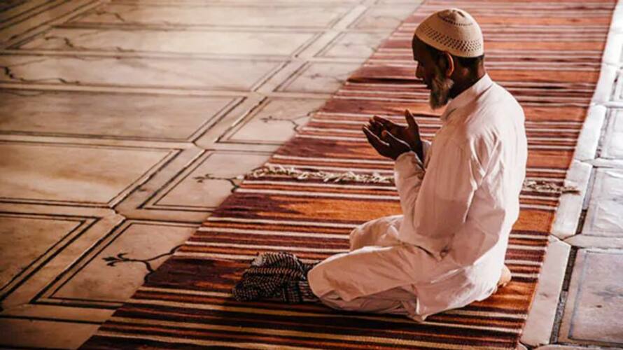 Ramadan 2023: Fasting tips for people with diabetes; foods to eat and avoid Ramadan 2023: Fasting tips for people with diabetes; foods to eat and avoid