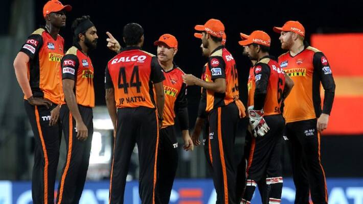 sun risers Hyderabad fans trolls its players for their poor performance in ipl sun risers Hyderabad fans trolls its players for their poor performance in ipl