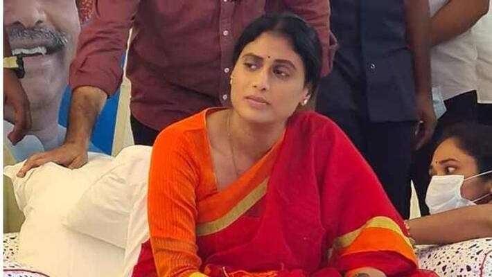 Mushampally Incident... YSRTP Chief Sharmila Serious Comments on CM KCR Mushampally Incident... YSRTP Chief Sharmila Serious Comments on CM KCR