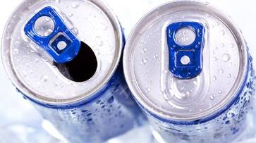 Attention men.. Drinking sugary beverages can cause hair loss.. How to reduce sugar intake level? Attention men.. Drinking sugary beverages can cause hair loss.. How to reduce sugar intake level?