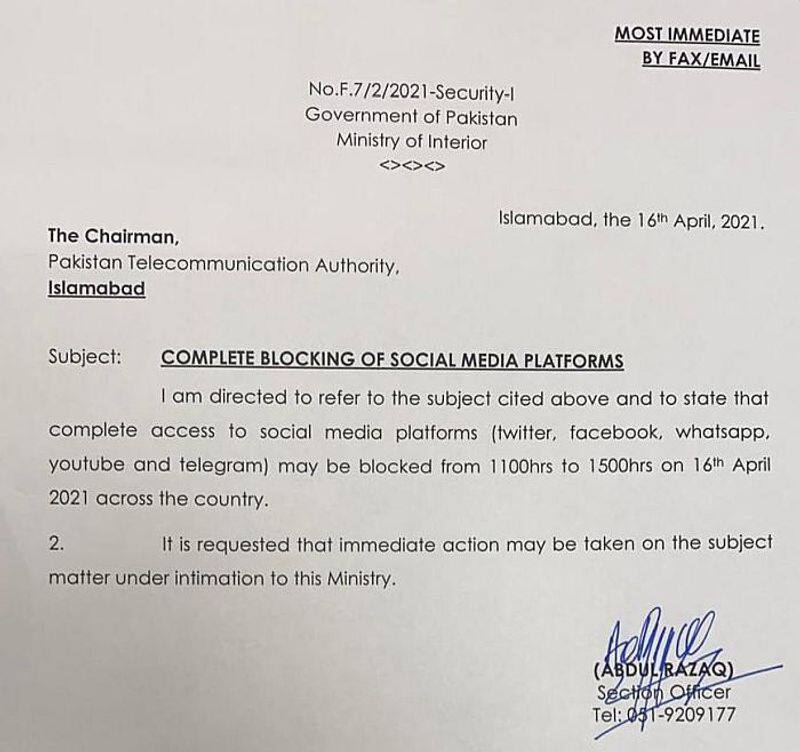 Social media blackout in Pakistan over violence fears
