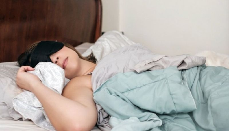 five health issues which comes from work in bed habit