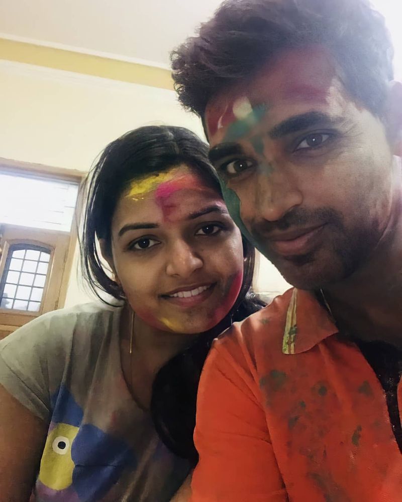 భారత క్రికెటర్, సన్రైజర్స్ హైదరాబాద్ ప్లేయర్ భువనేశ్వర్ కుమార్, నుపూర్ నగర్ ఇన్స్టాగ్రామ్ ఫోటోలు...