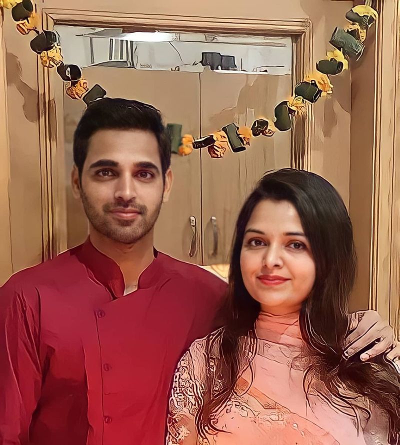 భారత క్రికెటర్, సన్రైజర్స్ హైదరాబాద్ ప్లేయర్ భువనేశ్వర్ కుమార్, నుపూర్ నగర్ ఇన్స్టాగ్రామ్ ఫోటోలు...