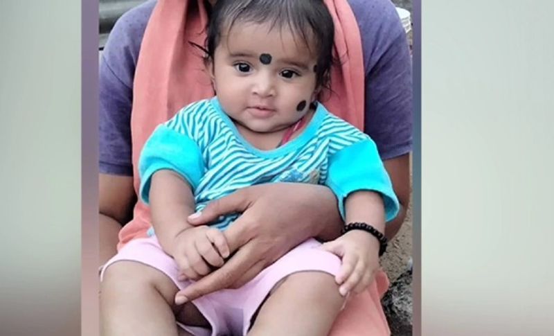 बता दें कि महिला की शादी 8 साल पहले महबूबाबाद के एक शख्स के साथ हुई थी। लेकिन विवाह के कुछ दिन बाद ही पति-पत्नी के बीच विवाद होने लगा। जिसके बाद दोनों का रिश्ता टूट गया। महिला ने पति के घर छोड़ दिया। इसके बाद वह कृष्णा नाम के शख्स के साथ रिलेशन में आई और दूसरी शादी कर ली।
