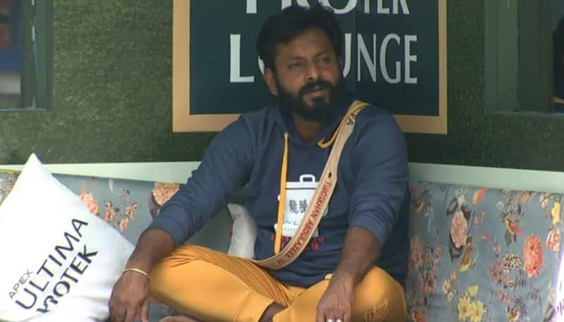 kidilam firoz commenting about manikuttan in bigg boss 3