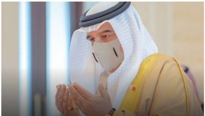 Bahrain King performed Friday prayers at Sakhir Palace Mosque Bahrain King performed Friday prayers at Sakhir Palace Mosque