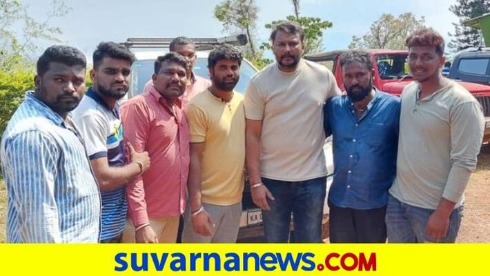 Actor Darshan safari in Muthodi Wildlife Sanctuary dpl Actor Darshan safari in Muthodi Wildlife Sanctuary dpl
