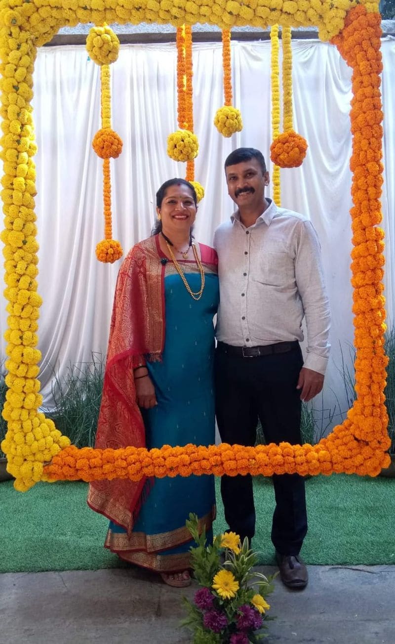 ಭಾರತದ ಪ್ರಥಮ ಮಹಿಳಾ ಹಾಕಿ ತೀರ್ಪುಗಾರ್ತಿ ಪುಚ್ಚಿಮಂಡ ಅನುಪಮಾ ಕೊರೋನಾಗೆ ಬಲಿಯಾಗಿದ್ದಾರೆ. ಹಾಕಿ ಅಂಪೈರ್ ಆಗಿದ್ದ ಅನುಪಮ ಬೆಂಗಳೂರಿನಲ್ಲಿ ಕೊನೆಯುಸಿರೆಳೆದಿದ್ದಾರೆ.