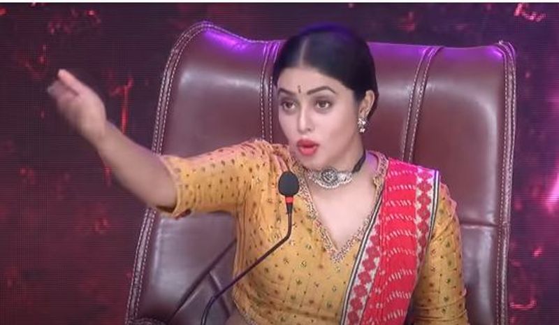 judge poorna soft warning to rashmi sudheer and aadhi in dhee show arj