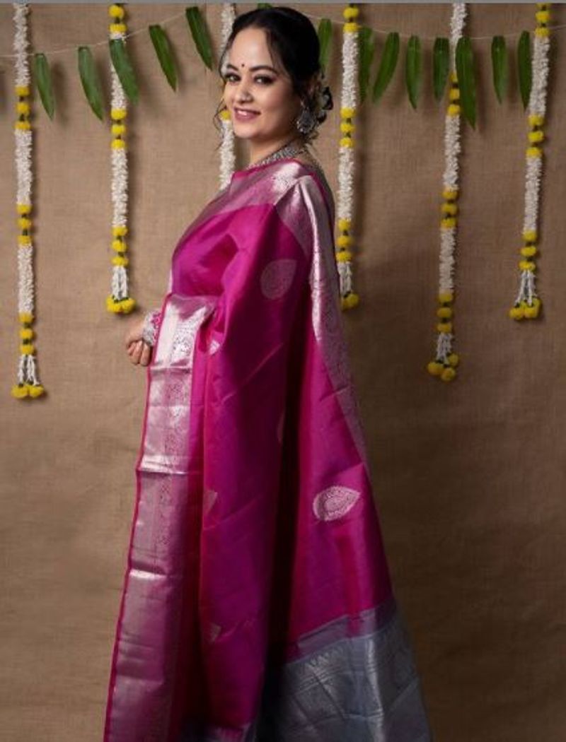 <p>வேற லெவல் அழகு </p>