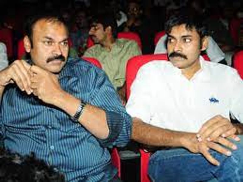 ఇటీవల జనసేన అధినేత పవన్ కళ్యాణ్ కరోనా బారినపడ్డారు. తన ఫార్మ్ హౌస్ లో చికిత్స తీసుకుంటున్న పవన్ కళ్యాణ్ ఫోటో ఒకటి సోషల్ మీడియాలో హల్చల్ చేసింది. అయితే పవన్ వీరాభిమానుల్లో ఒకరు.. వివేకానందుడు, చేగువేరా పవన్ దగ్గరకు వచ్చి పరామర్శించినట్లు ఫోటో ఎడిట్ చేశారు.