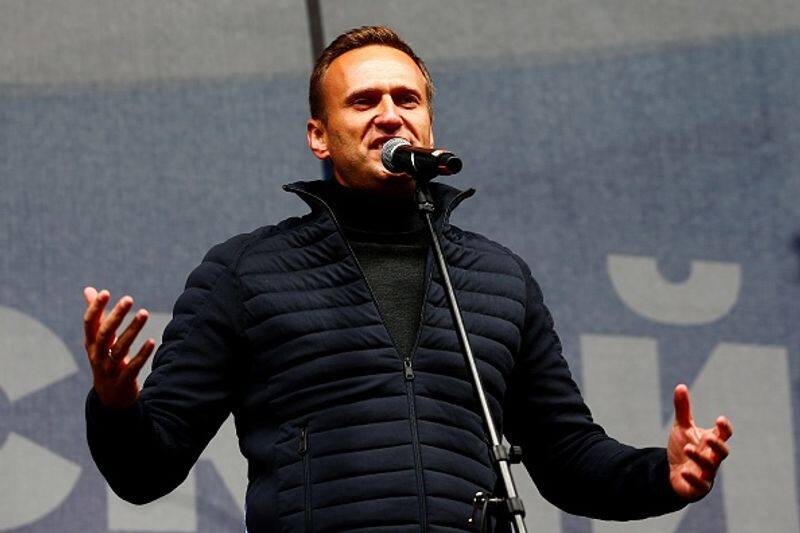 free Alexei Navalny protest in Russia