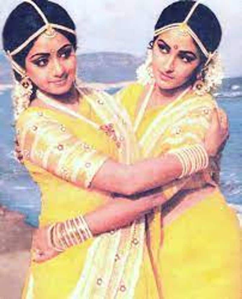1984లో వచ్చిన `మక్సాద్` చిత్రంలో రాజేష్ ఖన్నా, జితేంద్ర హీరోలుగా నటిస్తే, అందులో శ్రీదేవి, జయప్రద హీరోయిన్లు. తమ మధ్య మాటలు లేని విషయాన్ని ఆ ఇద్దరు హీరోలు గుర్తించారట. దీంతో రహస్యంగా ఓ ప్లాన్ చేశారని తెలిపింది జయప్రద.