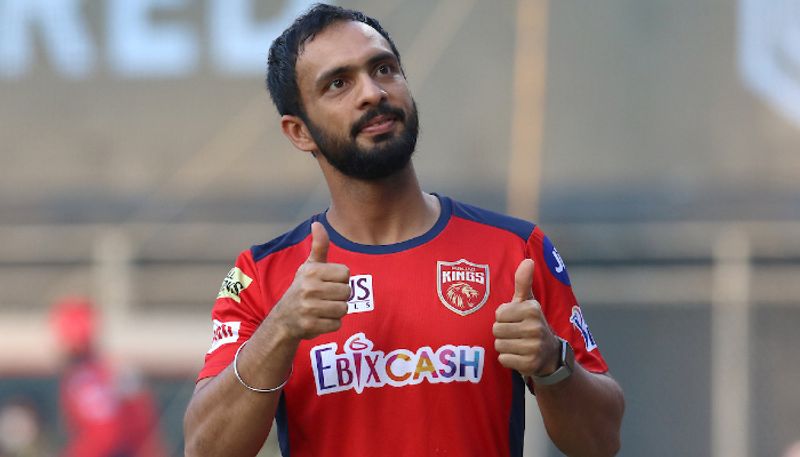 పంజాబ్ కింగ్స్ ప్లేయర్ మన్దీప్ సింగ్ క్యూట్ ఫ్యామిలీ ఫోటోలు... (ఇన్స్టాగ్రామ్)