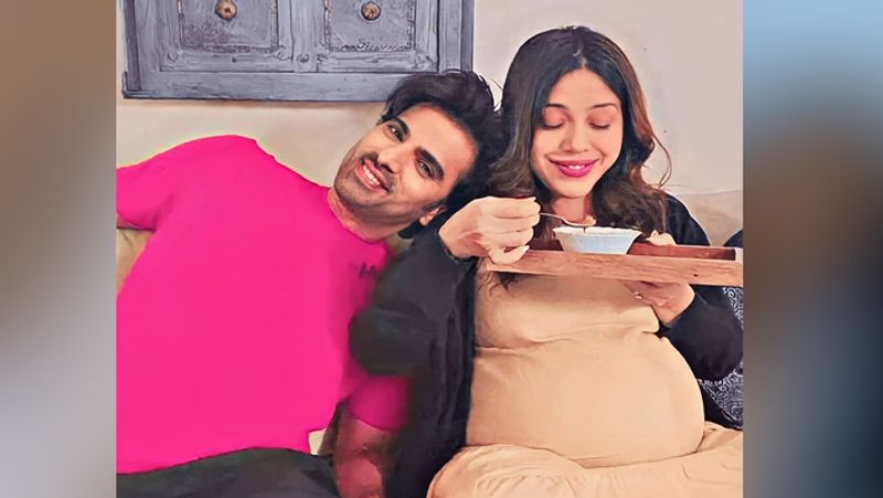 मोहित ने बताया था- जब हमने शादी की थी तब हमारे पास इनकम का कोई अच्छा सोर्स नहीं था। इसी बुरे में अदिति ने उनकी मदद की। यहां तक की अपना करियर तक दांव पर लगा दिया था।