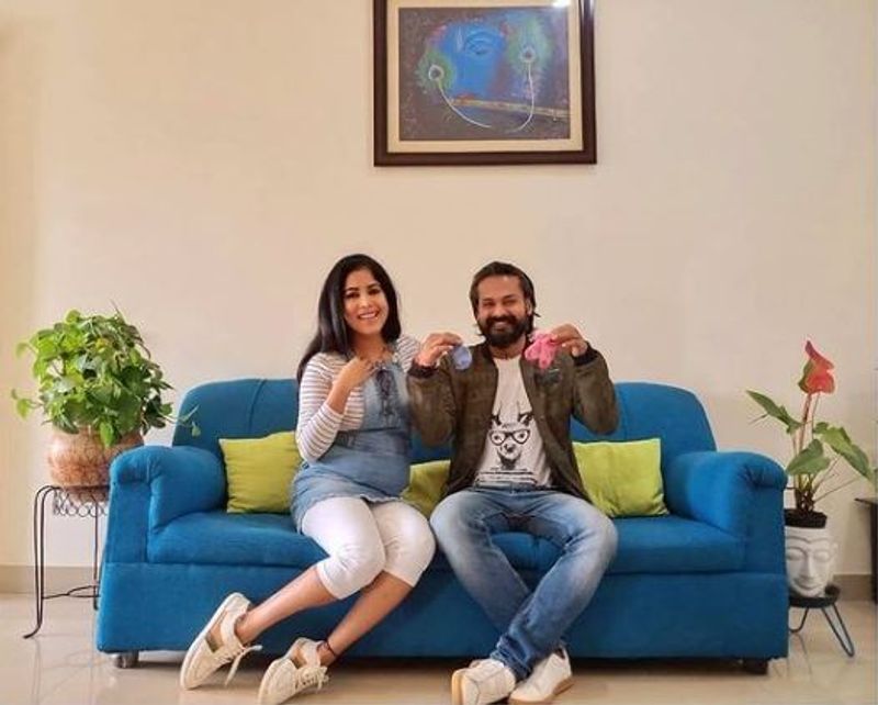 ಕಿರುತೆರೆ ಹಾಗೂ ಬೆಳ್ಳಿತೆರೆ ನಟಿ ಶಾಂಭವಿ ವೆಂಕಟೇಶ್ ತಾಯಿಯಾಗುತ್ತಿದ್ದಾರೆ.
