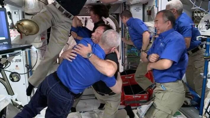 SpaceX capsule with four NASA astronauts aboard docks with International Space Station SpaceX capsule with four NASA astronauts aboard docks with International Space Station