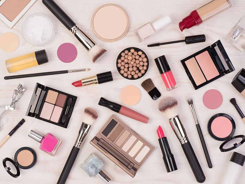 Does the skin look old? Ten things to do for skin care
