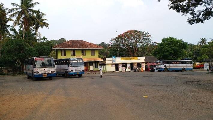 Vizhinjam KSRTCs bus service is only half in weekend restrictions Vizhinjam KSRTCs bus service is only half in weekend restrictions
