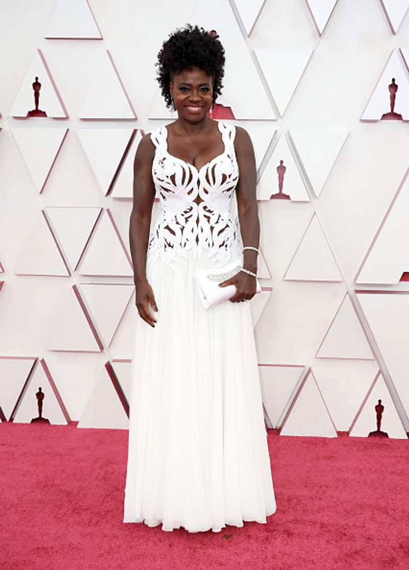 Viola Davis looked fantastic in the risque dress from Alexander McQueen. (Image: Instagram)