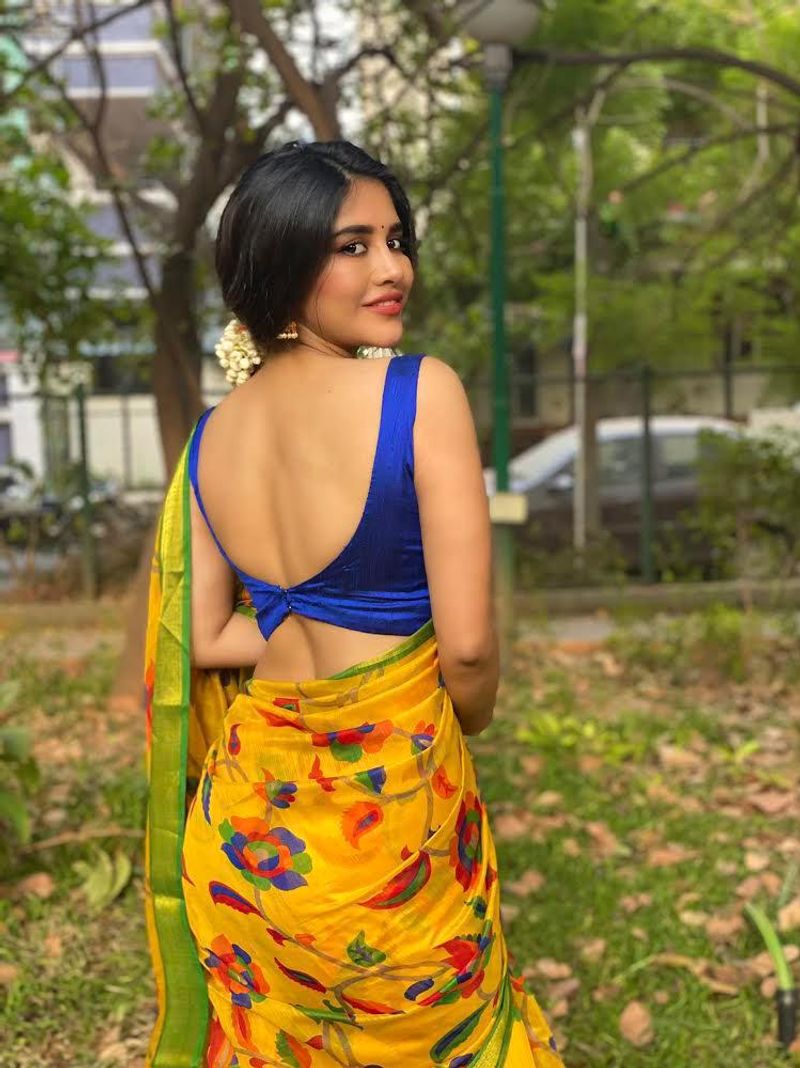రామ్తో పూరీ జగన్నాథ్ దర్శకత్వంలో చేసిన `ఇస్మార్ట్ శంకర్` ఈ అమ్మడికి మంచి పేరుని, గుర్తింపుని, క్రేజ్ని తీసుకొచ్చింది.