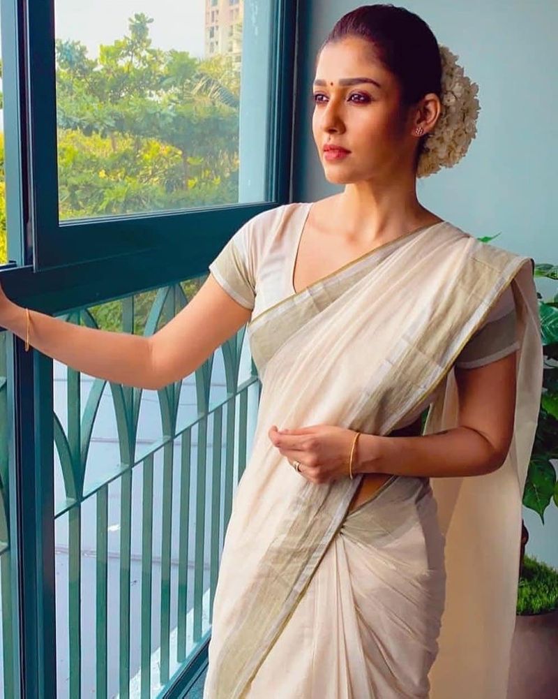 లేడీ ఓరియెంటెడ్ చిత్రాలకు కేరాఫ్గా నిలుస్తున్న నయనతార బిఏ(ఇంగ్లీష్ లిటరేచర్) చేసింది.