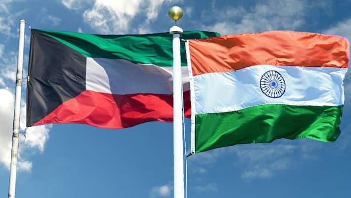 Kuwait decided to send oxygen cylinders to India Kuwait decided to send oxygen cylinders to India