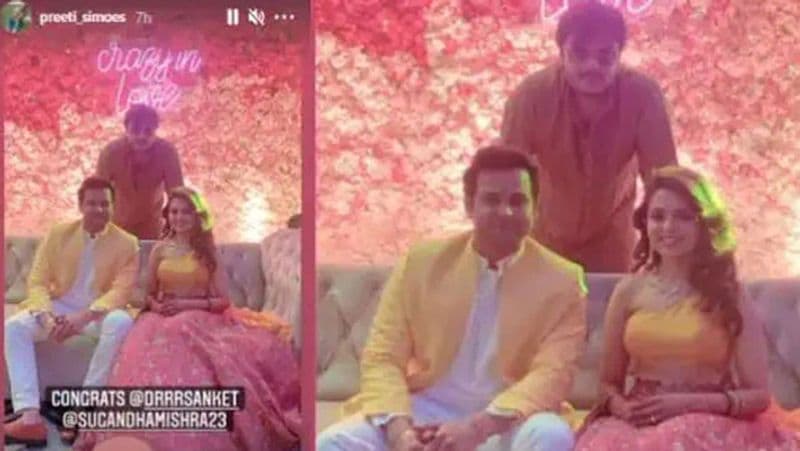 सगाई और रिंग सेरेमनी सहित अन्य रस्मों को निभाते समय सुगंधा ने डिजाइनर आउटफिट्स कैरी किए। रिंग सेरेमनी में पिंक और येलो रंग के काॉम्बीनेशन में सुगंधा तो सफेद और पीले रंग के आउटफिट में संकेत नजर आए।