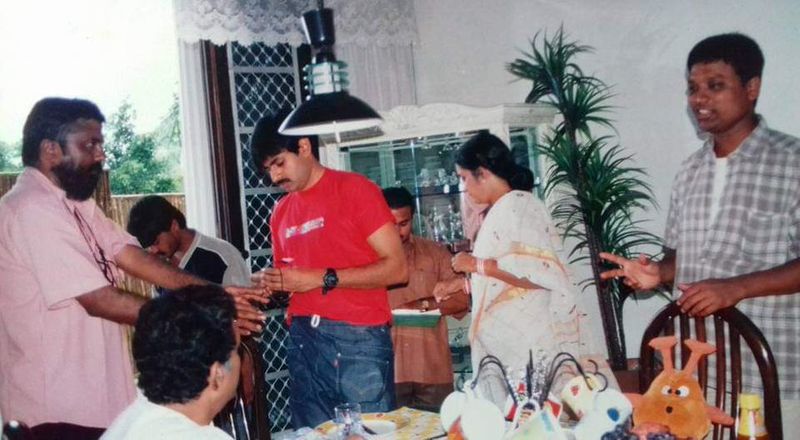 2001, ఏప్రిల్ 27న విడుదలైన ఈ సినిమా ట్రెండ్ సెట్టర్గా నిలవడమే కాదు, అనేక ఏరియాల్లో కమర్షియల్గా సరికొత్త రికార్డులు సృష్టించింది. పవన్ కళ్యాణ్, భూమిక జంటగా నటించిన ఈ చిత్రానికి ఎస్.జె సూర్య దర్శకత్వం వహించారు. ఏ.ఎం. రత్నం నిర్మించారు. ఇందులో పవన్ స్టయిల్, మ్యానరిజం హైలైట్గా నిలిచింది. డ్రెస్సులతో సహా ఇదొక ట్రెండ్ సెట్టింగ్ మూవీగా నిలిచింది. పవన్ మేనియాకి పునాది పోసిన చిత్రంగా చెప్పుకోవచ్చు.