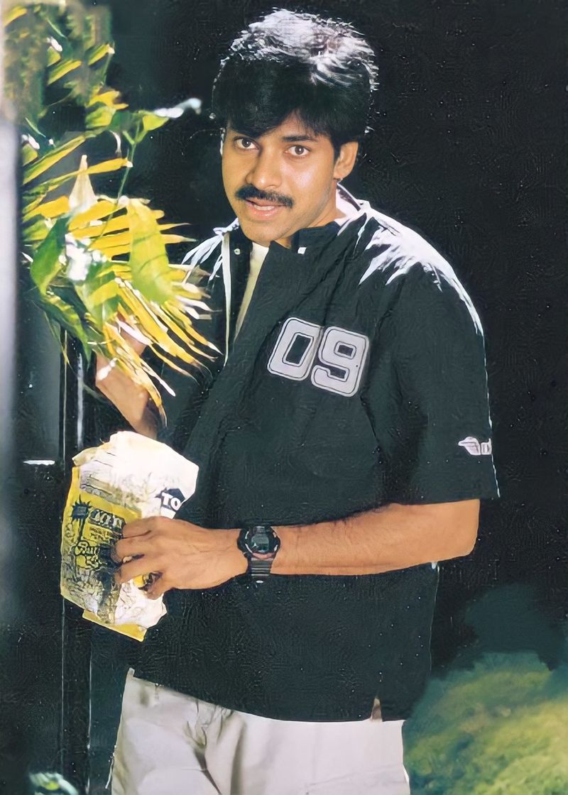 `ఖుషి` స్టిల్స్, అరుదైన చిత్రాలు.