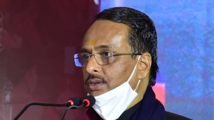 Politics continues on God Dinesh Sharma unveiled the statue of Parashuram Politics continues on God Dinesh Sharma unveiled the statue of Parashuram