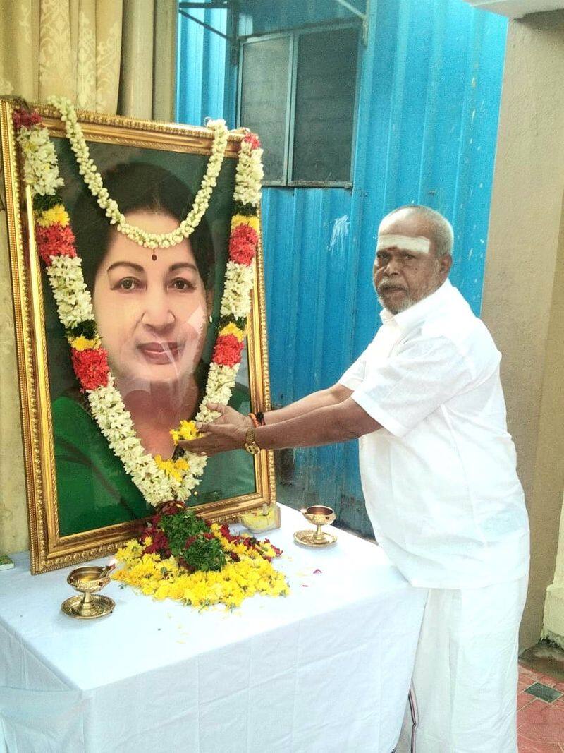 ADMK Minister Rb udhayakumar father passed away OPS pay tribute