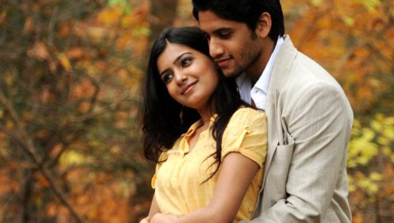 సమంత తెలుగులో కెరీర్ ప్రారంభమైంది `ఏ మాయ చేసావె` చిత్రంతోనే. గౌతమ్ మీనన్ దర్శకత్వంలో రూపొందిన ఈ చిత్రంలో సమంత..నాగచైతన్యతో కలిసి నటించింది. ఇందులో సమంత `జెస్సీ`గా అదరగొట్టింది. నస్కీ వాయిస్, ఆమె నటన, హవభావాలు సినిమాకి హైలైట్గా నిలిచాయి. సినిమా సక్సెస్లో ఆమెదే ప్రధాన పాత్ర అని చెప్పొచ్చు. ఈ సినిమా నుంచే చైతూ ప్రేమలో పడింది. వ్యక్తిగతంగా, కెరీర్ పరంగా సమంత లైఫ్ నే మార్చేసిన చిత్రమిది.