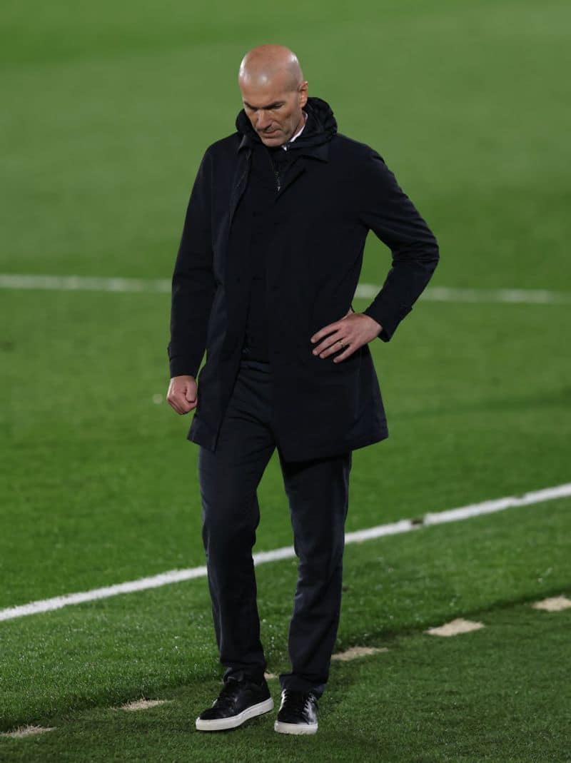 Zinedine Zidane parts ways with Real Madrid following trophyless season-ayh