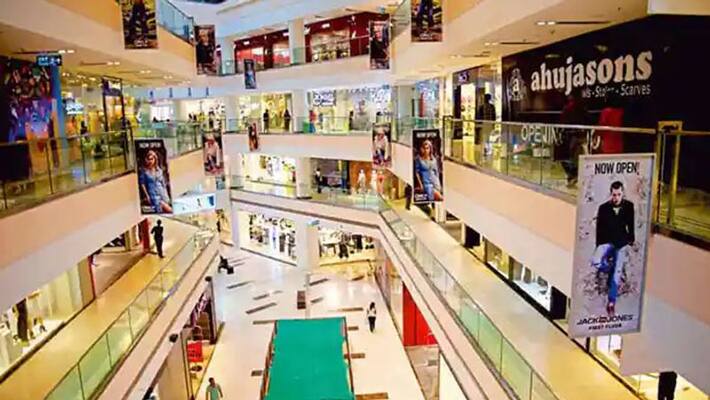 More than 1 lakh Job Loss in Malls in Karnataka due to Lockdown grg More than 1 lakh Job Loss in Malls in Karnataka due to Lockdown grg