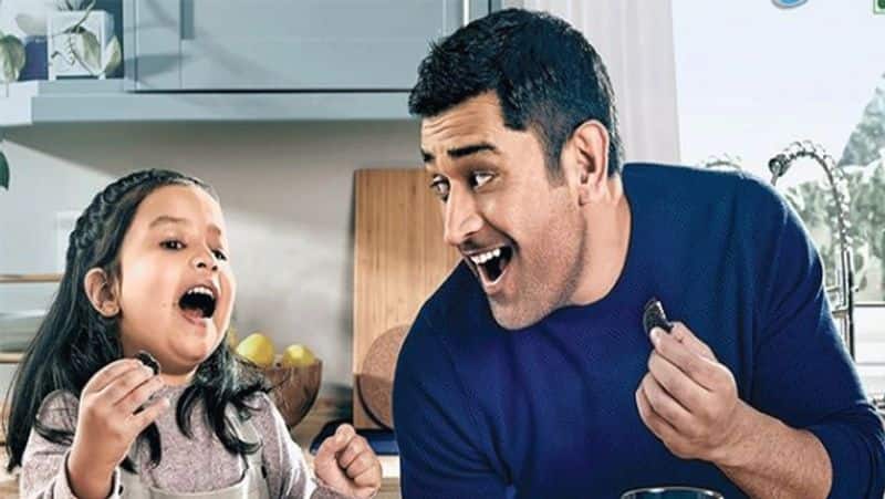 MS Dhoni Captured With Daughter Ziva In Vibrant Photographs. See Pics