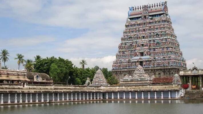 Corona epidemic echo .. Annathanam parcel for the public in temples .. Corona epidemic echo .. Annathanam parcel for the public in temples ..