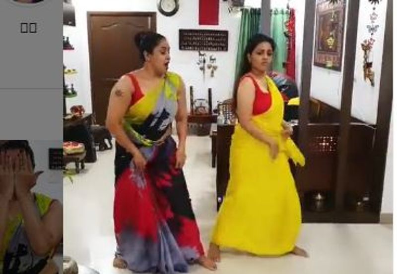 ప్రస్తుతం ప్రగతి తెలుగులో `ఎఫ్3`, `మోస్ట్ ఎలిజిబుల్ బ్యాచ్లర్` చిత్రాల్లో, అలాగే తమిళంలో పలు సినిమాల్లో నటిస్తూ బిజీగా ఉంది. టీవీలో `మమతల కోవెల` అనే సీరియల్లో లీడ్గా చేస్తుంది ప్రగతి.