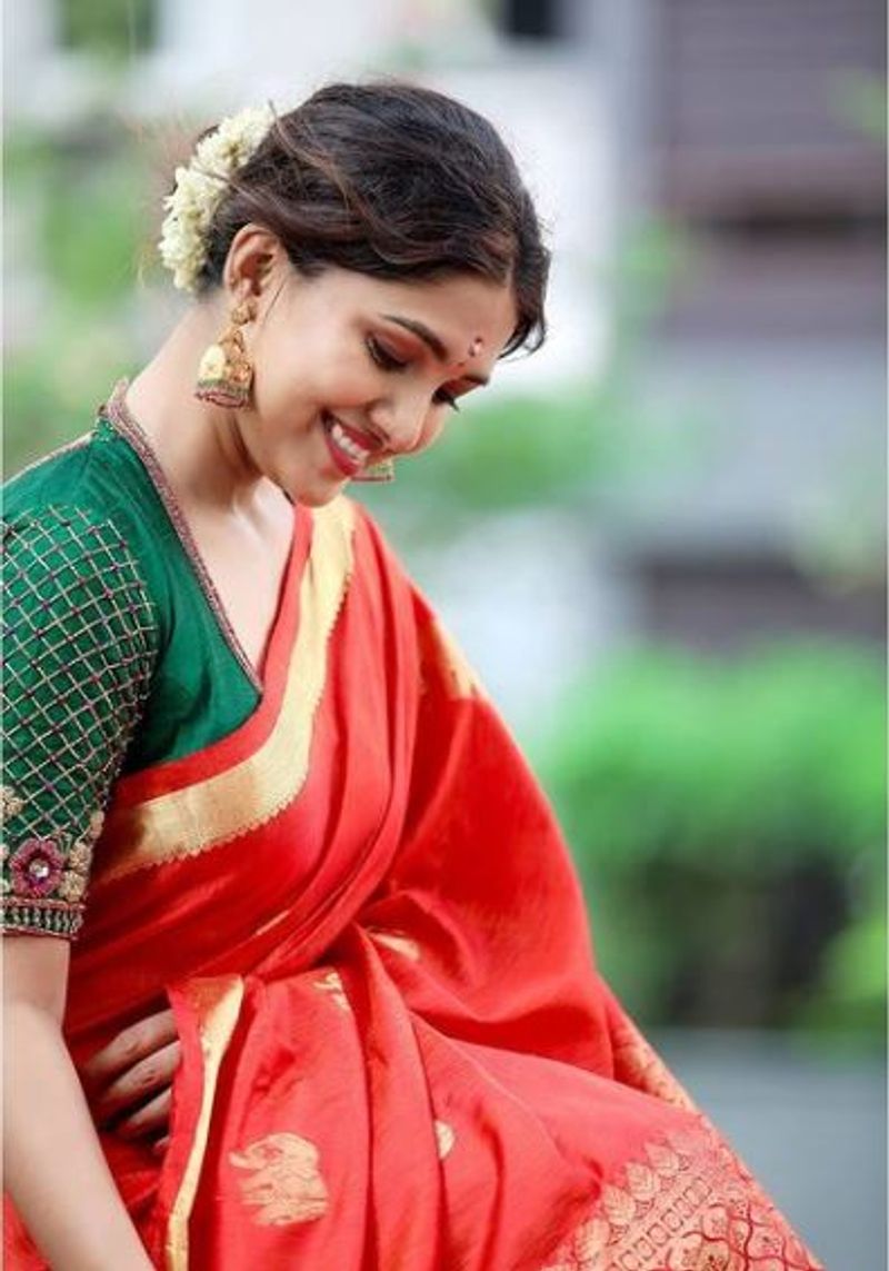 
விக்ரம் பிரபுவுக்கு ஜோடியாகவும், ஆதவ் கண்ணதாசனின் படத்திலும் நடிக்க வாணி போஜனை ஒப்பந்தம் செய்துள்ளனர்.