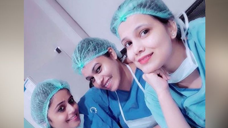 प्रीति ने एक इंटरव्यू में बताया- फिर अचानक जिंदगी में एक नया मोड़ आ गया। कोविड की वजह से शूटिंग बंद हो गई। सारे दोस्त अपने-अपने घर चले गए। उन्होंने बताया- जहां मैं रहती थी देखा कि वहां एक आंटी की डेथ हो गई, वो काफी यंग थीं। 