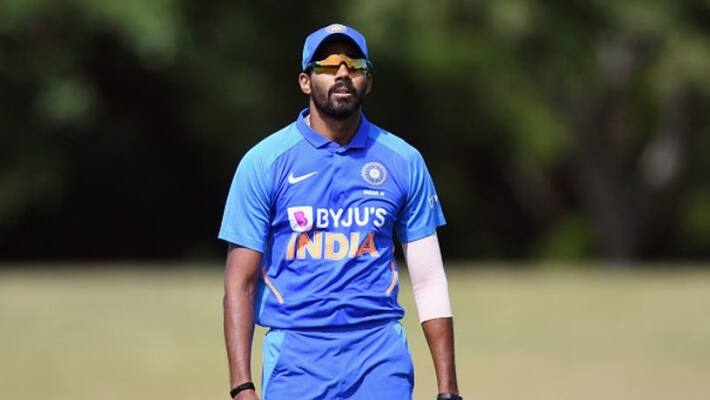 IPL 2021 KKR v RCB Match postponed due to Varun Chakravarthy and Sandeep Warrier tested positive for Covid 19 IPL 2021 KKR v RCB Match postponed due to Varun Chakravarthy and Sandeep Warrier tested positive for Covid 19