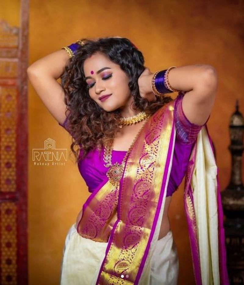 <p>வளைவு நெளிவில்... ரசிகர்களை வளைத்து போடும் அழகி </p>