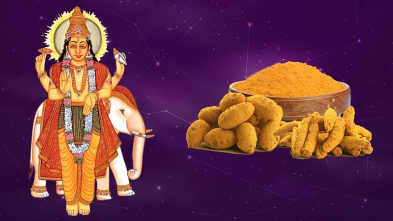 <p><strong>5.</strong> यदि किसी व्यक्ति की कुंडली में गुरू ग्रह अशुभ फल प्रदान कर रहे हो तो उसे हल्दी, केसर और केले आदि पीली चीजों का दान करना चाहिए। <br />
</p>