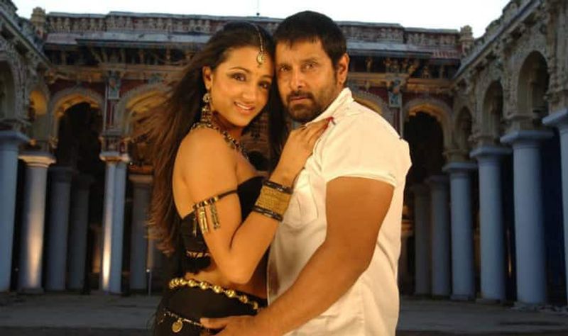 విక్రమ్తో సెట్లో.