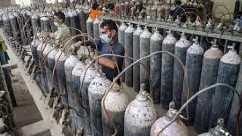 <p>छठवीं टीम में ऑक्सीजन की समय पर व्यवस्था कराने, इसके लिए शासन और अन्य जिलों, सप्लायरों, ट्रांसपोर्टरों से समन्वय स्थापित करेगी।<br />
</p>