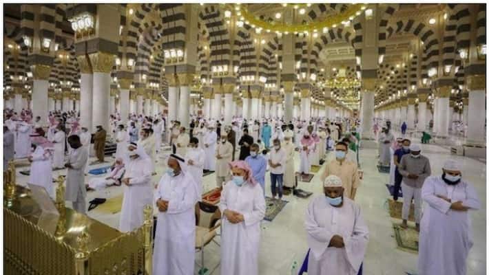 Prophets Mosque in Madinah opened 24 hours Prophets Mosque in Madinah opened 24 hours