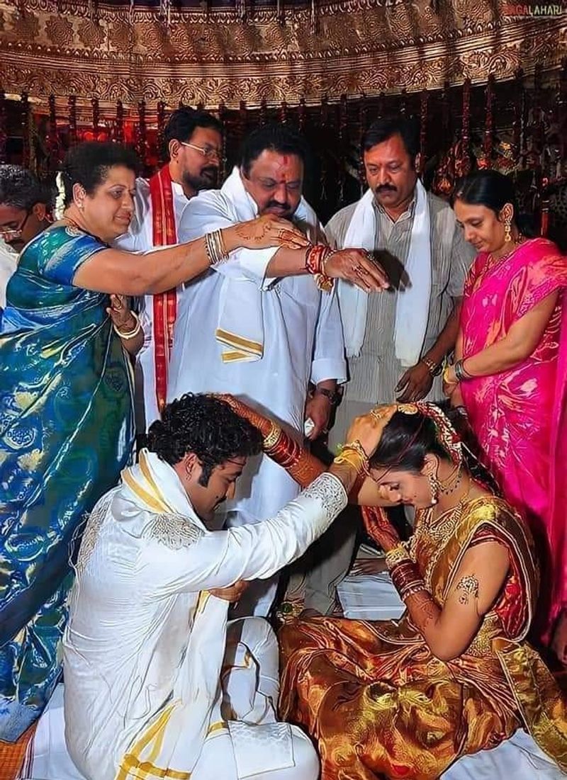 మ్యారేజ్ ఫోటో.