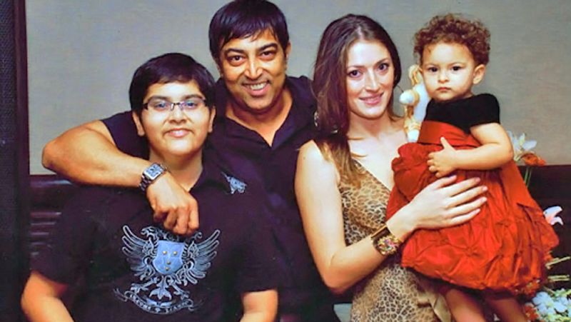 विंदू ने अपनी जिंदगी और करियर में काफी उतार-चढ़ाव देखे हैं। उनका नाम कई बार विवादों में उछल चुका है। वे जब 'बिग बॉस' में बतौर कंटेस्टेंट हिस्सा ले रहे थे, उस दौरान वहां उनका शर्लिन चोपड़ा और बख्तियार ईरानी से जमकर झगड़ा हुआ, जो खूब चर्चा में रहा। साल 2013 में जब आईपीएल स्पॉट फिक्सिंग का मामला सामने आया तो विंदू को बुकीज से संबंध होने के शक में गिरफ्तार भी किया गया था।