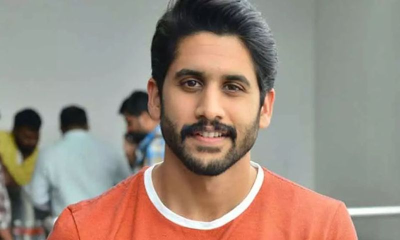 ఇక చైతూకి సొంతంగా బంగ్లాలు, ఖరీదైన కార్లు, ఒకటి రెండు చోట్ల ల్యాండ్లు ఉన్నాయనే ప్రచారం జరుగుతుంది. అయితే చైతూ సంసాదన తొలి నాళ్లలో నాగార్జున అకౌంట్లకే వెళ్లేది. ఇప్పుడిప్పుడే ఆయన సొంతంగా కూడబెట్టుకుంటున్నారు. దీంతో ఆయన ఆస్తులు తక్కువే అంటున్నాయి. అయితే తండ్రి నుంచి ఆయనకు వందల కోట్ల ఆస్తులు వారసత్వంగా వస్తాయనడంలో అతిశయోక్తి లేదు.